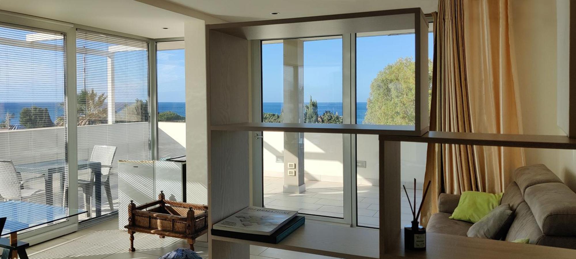 夸尔图-圣埃莱娜Art House Quartu - Margine Rosso住宿加早餐旅馆 外观 照片