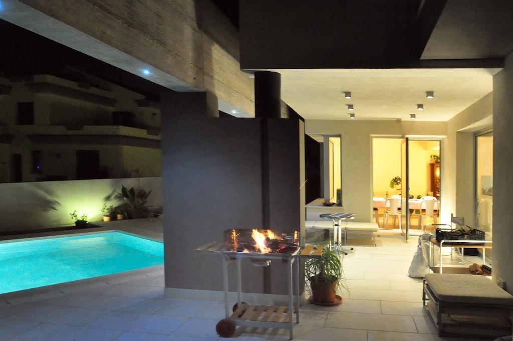 夸尔图-圣埃莱娜Art House Quartu - Margine Rosso住宿加早餐旅馆 外观 照片